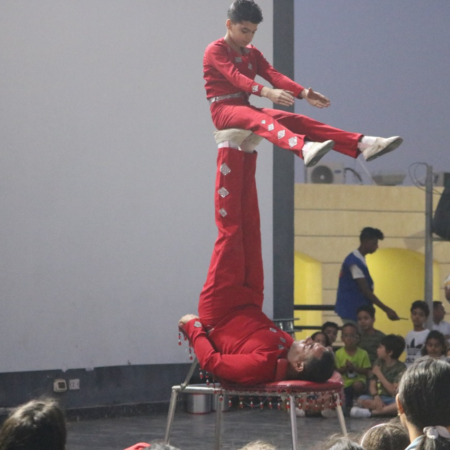 الارجل الذهبيه