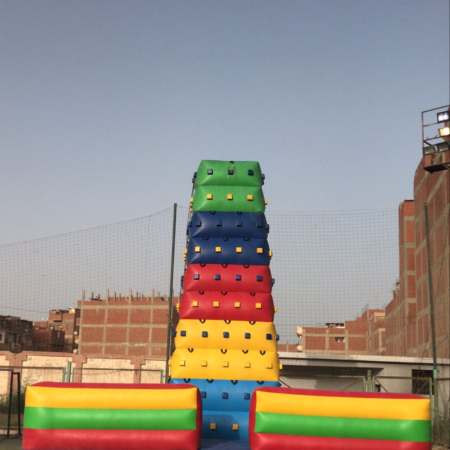 لعبه التسلق مناسبه جدا لحفلات اعياد الميلاد وحفلات الاطفال والفن داي شركه هابي كرنفال لتنظيم الحفلات بتوفر جميع العاب النفخ