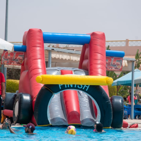 زحليقه نفخ كار علي المياه تستخدم في حفلات اعياد الميلاد وحفلات الفن داي متوفر اكبر تشكيله من العاب النفخ المائيه هابي كرنفال لتنظيم الحفلات