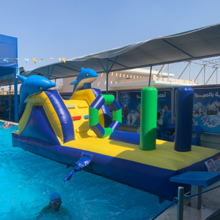 اوبيستكال دولفن علي المياه  سعر المركب الواحد تستخدم في حفلات اعياد الميلاد وحفلات الفن داي متوفر اكبر تشكيله من العاب النفخ المائيه هابي كرنفال لتنظيم الحفلات