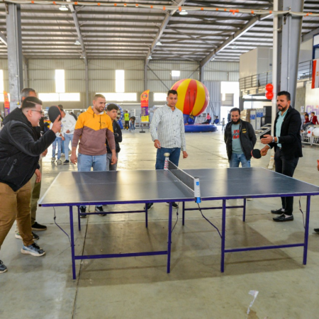 بينج بونج اعياد الميلاد وحفلات الاطفال والفن داي شركه هابي كرنفال لتنظيم الحفلات بتوفر جميع العاب النفخ ومتوفر العاب نفخ لحفلات الشركات الترفيهيه