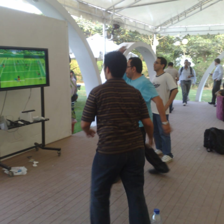 بلاي ستيشن مناسبه لحفلات الفن داي وحفلات الشركات واعياد الميلاد والفن داي شركه هابي كرنفال لتنظيم الحفلات بتوفر جميع العاب النفخ ومتوفر العاب نفخ لحفلات الشركات الترفيهيه