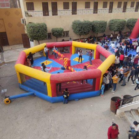 ميلتاداون مناسبه لحفلات الفن داي وحفلات الشركات واعياد الميلاد والفن داي شركه هابي كرنفال لتنظيم الحفلات بتوفر جميع العاب النفخ ومتوفر العاب نفخ لحفلات الشركات الترفيهيه