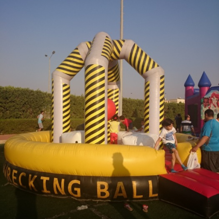 واركينج مناسبه لحفلات الفن داي وحفلات الشركات واعياد الميلاد والفن داي شركه هابي كرنفال لتنظيم الحفلات بتوفر جميع العاب النفخ ومتوفر العاب نفخ لحفلات الشركات الترفيهيه